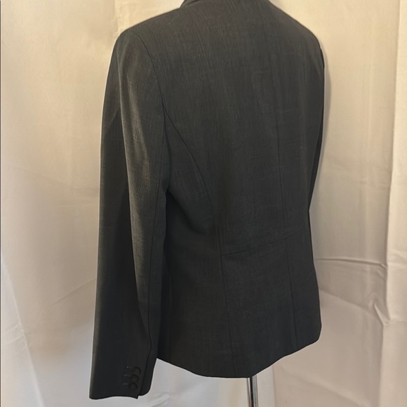 Jones New York Collection Platinum Stretch Women’s Blazer. Size 10. - Picture 7 of 14